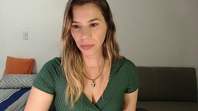 Snapshot of ms_sofia_x chatting on 1, 10, 2025 ms sofia x online show from 1, 10, 2025