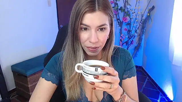 ms sofia x online show from 5, 3, 2026