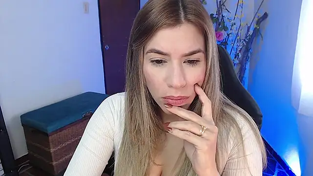 ms sofia x online show from 4, 3, 2026