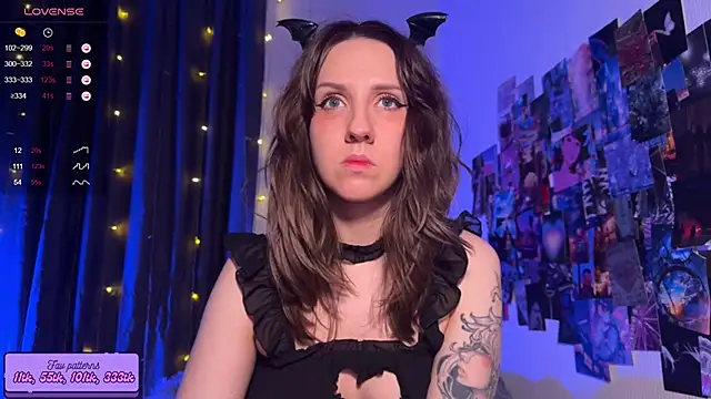 HotaruTomo online show from 5, 11, 2025