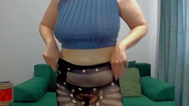 Snapshot of emilianna666 chatting on 20, 5, 2026 emilianna666 online show from 20, 5, 2026