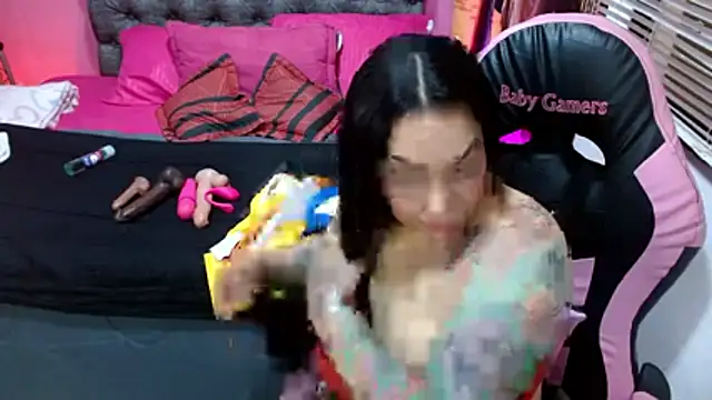 JEENEVIEVE online show from 21, 6, 2026