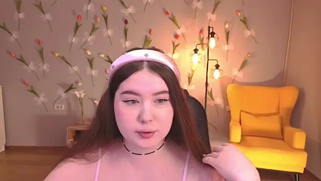 NicoleFoxery online show from 19, 4, 2026