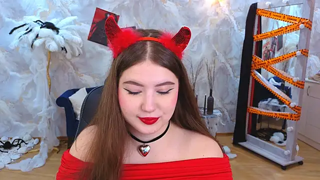 NicoleFoxery online show from 28, 10, 2025