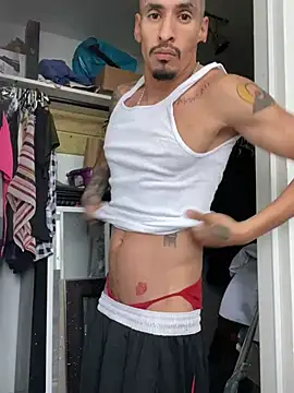 Prettyboiflaco online show from 15, 2, 2025