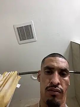 Prettyboiflaco online show from 8, 3, 2025