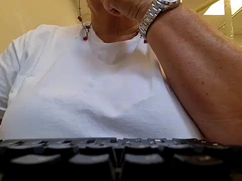 Snapshot of INFINITY110570 chatting on 8, 7, 2026 INFINITY110570 online show from 8, 7, 2026