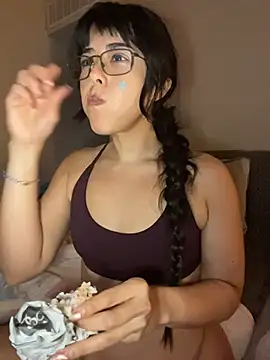 Evie-Luna online show from 3, 4, 2026