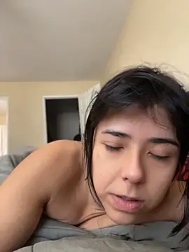 Evie-Luna online show from 26, 4, 2026