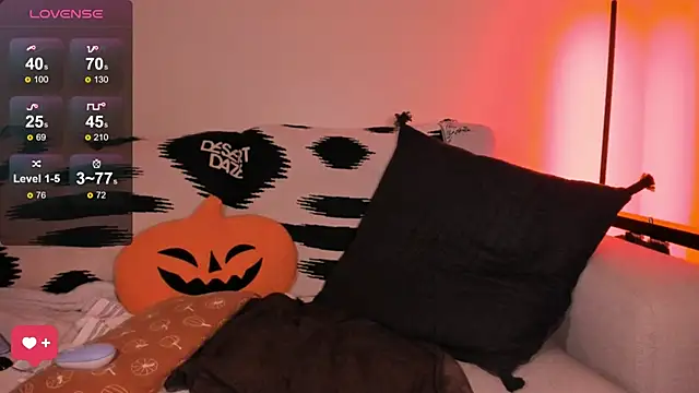 Evie-Luna online show from 19, 10, 2025