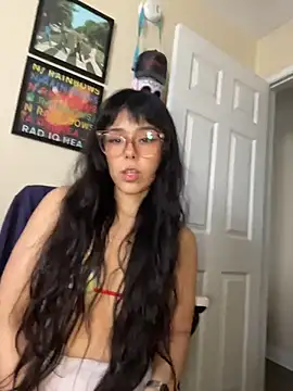 Evie-Luna online show from 3, 3, 2026