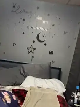 Snapshot of mirandamark2020 chatting on 7, 1, 2026 mirandamark2020 online show from 7, 1, 2026