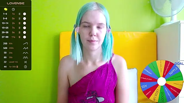 Ultra Meow online show from 27, 10, 2025