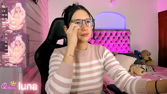 Luniverse online show from 25, 2, 2026