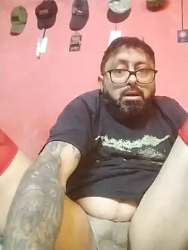 Snapshot of lingerieman420@xh chatting on 24, 6, 2026 lingerieman420xh online show from 24, 6, 2026