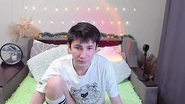 Yumi steve online show from 30, 10, 2025