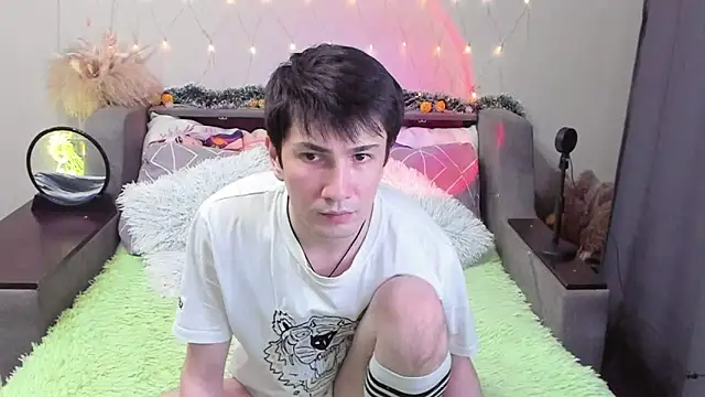 Yumi steve online show from 5, 11, 2025