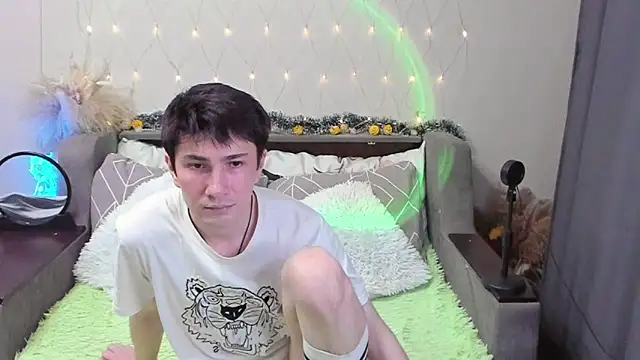 Yumi steve online show from 1, 11, 2025