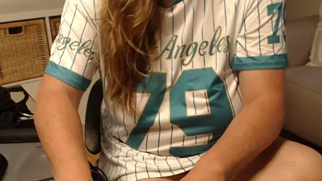 Snapshot of KimMitchelli chatting on 5, 5, 2026 KimMitchelli online show from 5, 5, 2026