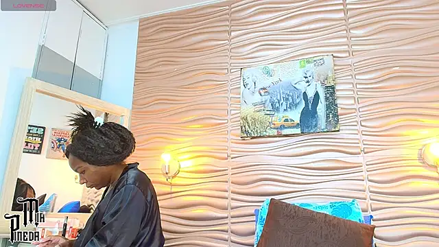 Snapshot of mia_pineda chatting on 11, 9, 2025 mia pineda online show from 11, 9, 2025