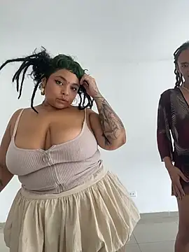 PrincessLauren420 online show from 26, 7, 2026