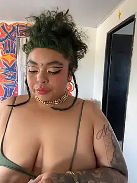 PrincessLauren420 online show from 20, 4, 2026