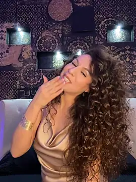 Marilyn La Rose online show from 6, 2, 2026