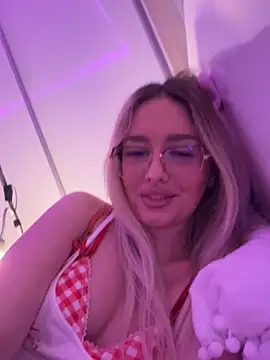 mollyxxx online show from 22, 3, 2025