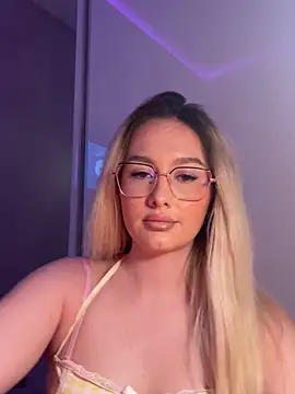 mollyxxx online show from 7, 6, 2026