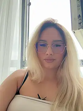 mollyxxx online show from 9, 5, 2026