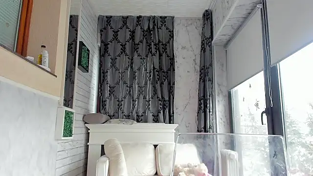 Miss Ariana  online show from 11, 2, 2026