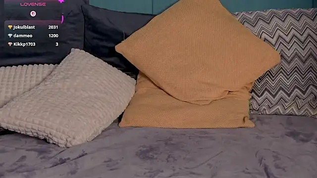 RockQueen A online show from 6, 10, 2025