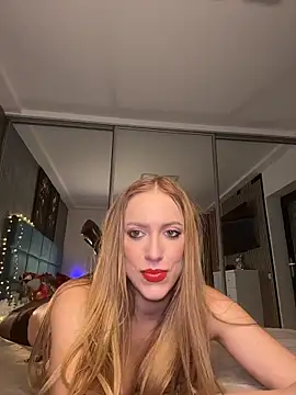 RockQueen A online show from 16, 12, 2025