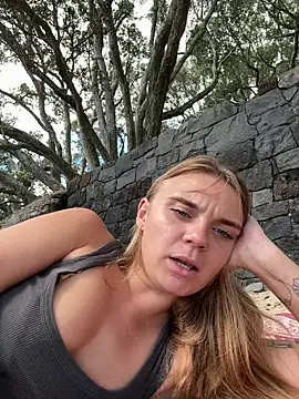 jessieamy online show from 10, 11, 2025