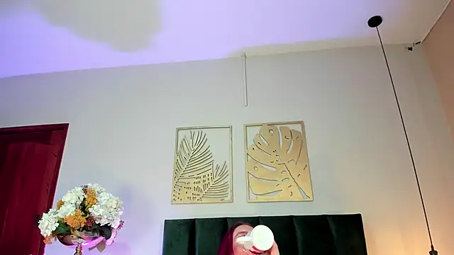 JupiteFox online show from 11, 4, 2026