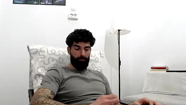 Verycutex online show from 19, 2, 2026