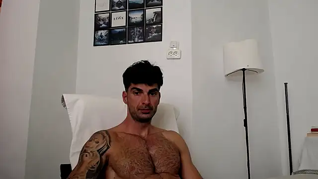 Snapshot of Verycutex chatting on 20, 7, 2026 Verycutex online show from 20, 7, 2026