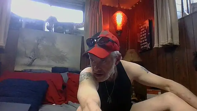 Makowboy online show from 21, 2, 2025