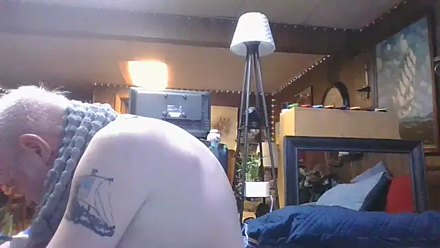 Makowboy online show from 11, 11, 2025