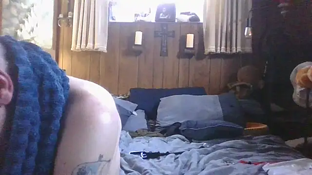 Snapshot of Makowboy chatting on 8, 2, 2026 Makowboy online show from 8, 2, 2026