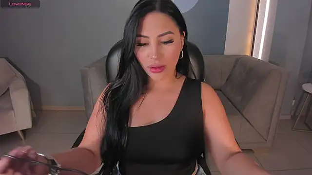 MiaRoberts1 online show from 25, 11, 2025