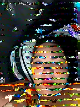 NIKOLE1301 online show from 4, 12, 2025