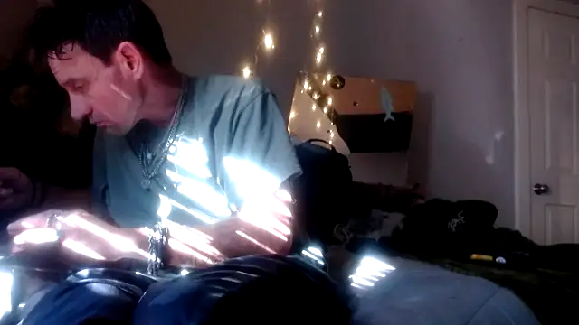 lickthecat online show from 8, 11, 2025