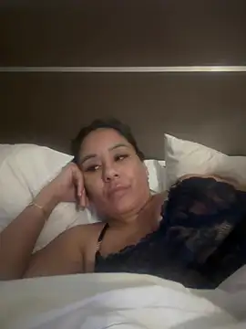 Aw ThROAt9 online show from 19, 7, 2026