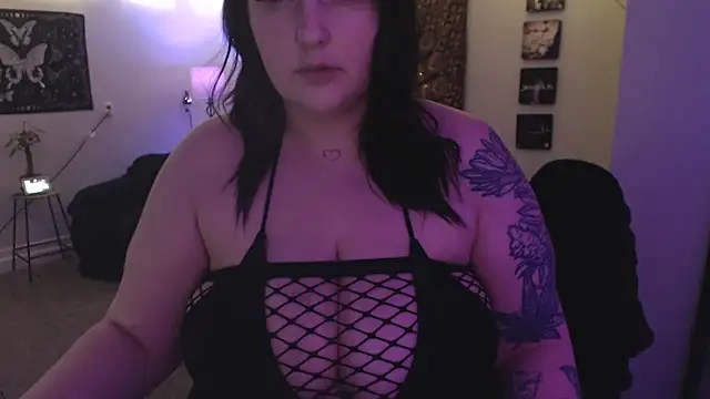 HazeyBvby online show from 17, 6, 2026