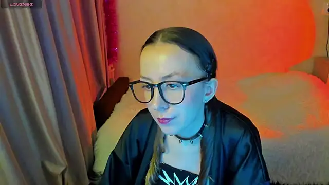 CurlySteph online show from 12, 10, 2025