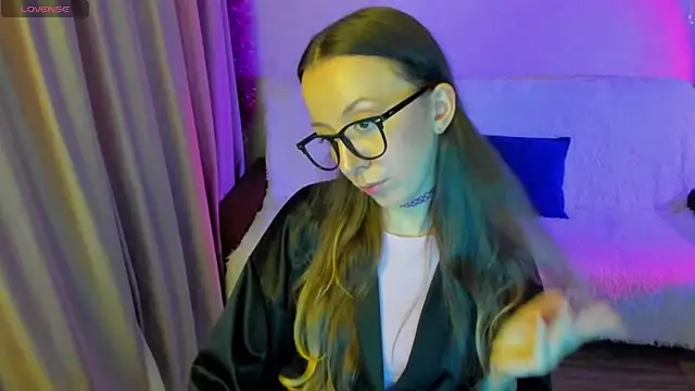 CurlySteph online show from 21, 9, 2025