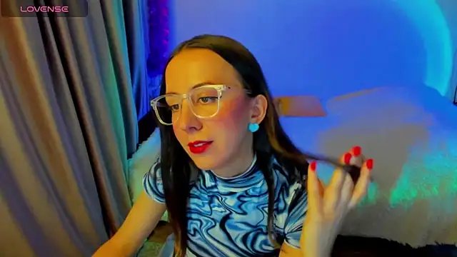 CurlySteph online show from 1, 2, 2026