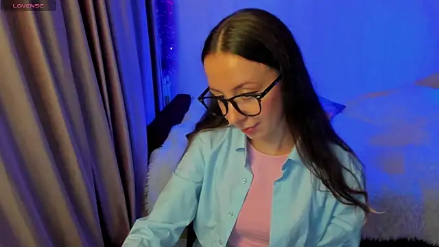 CurlySteph online show from 26, 10, 2025