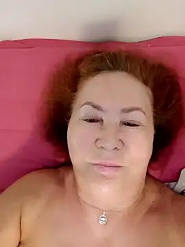 Hottie-Mom online show from 20, 9, 2025